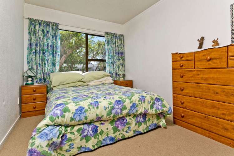 2/318 Rangatira Road Beach Haven_12