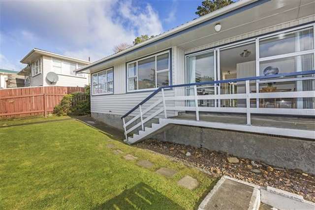 96 Beazley Avenue Paparangi_4