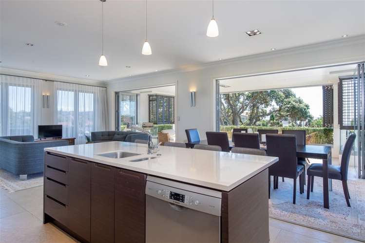 2/70 Kitchener Road Milford_9