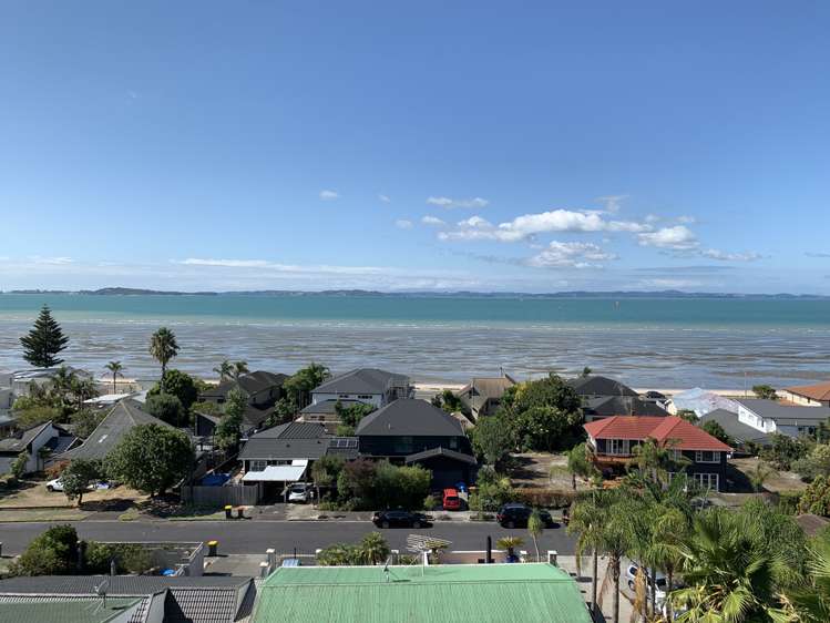 13 Rogers Avenue Eastern Beach_5