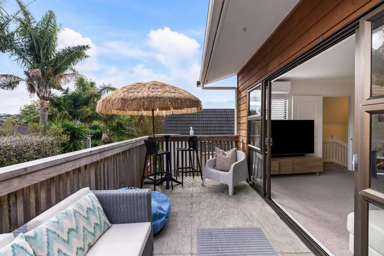 2/3 Whitby Crescent Mairangi Bay_43