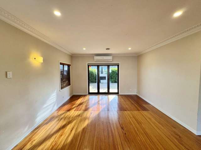 59 Oakley Avenue 1823_2