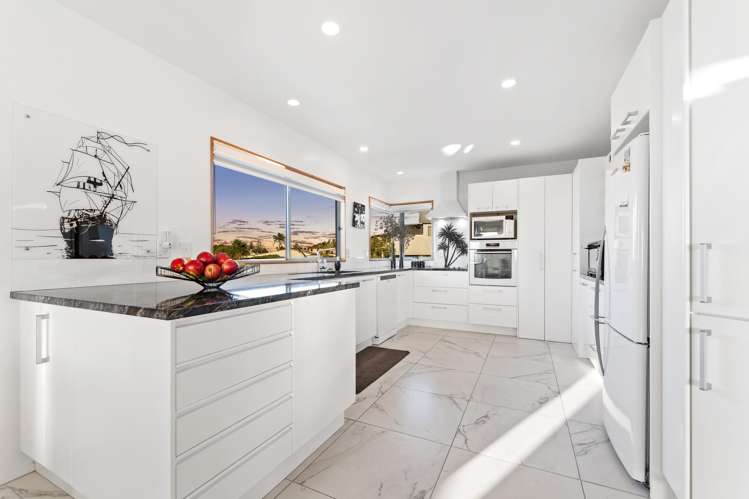 21 Fishermans Cove Army Bay_8