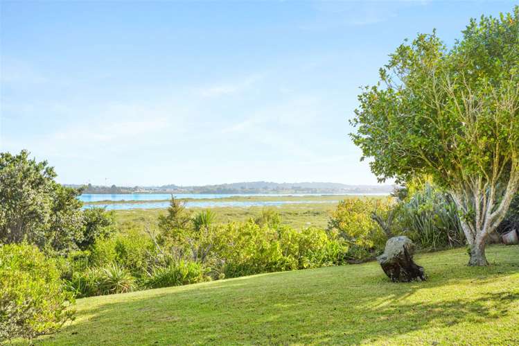 28 Dawnhaven Drive Te Atatu Peninsula_4