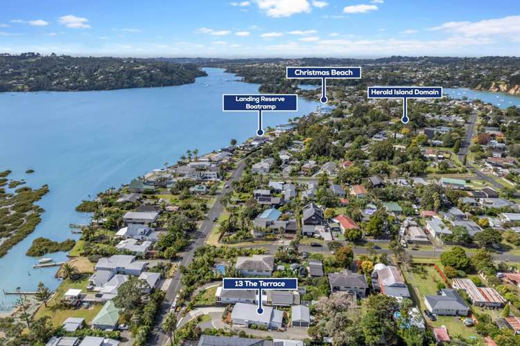 13 The Terrace Herald Island_16