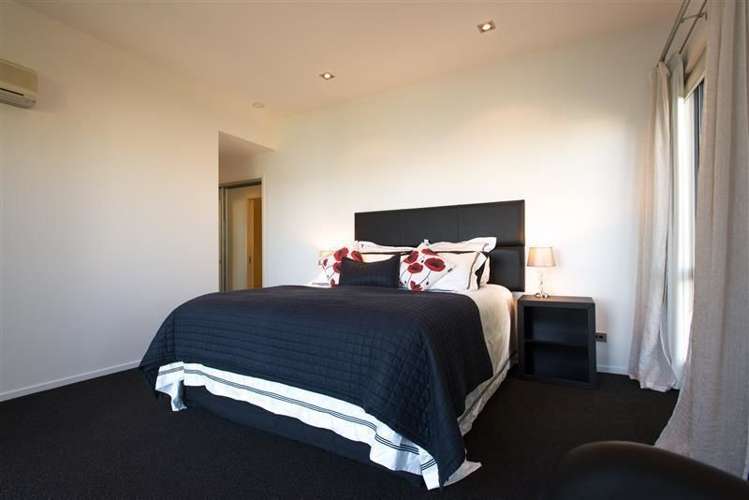 4/331 Au Wakefield Quay Stepneyville_5