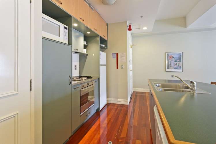 7d/148 Quay Street Auckland Central_12
