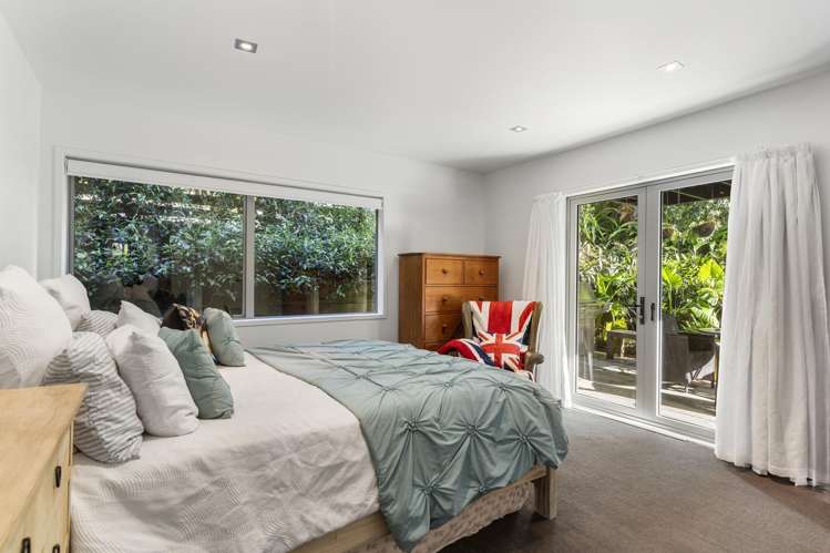 26 Crossland Place Maraetai_13