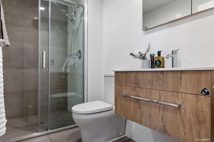 1702/38A Liverpool Street Auckland Central_13