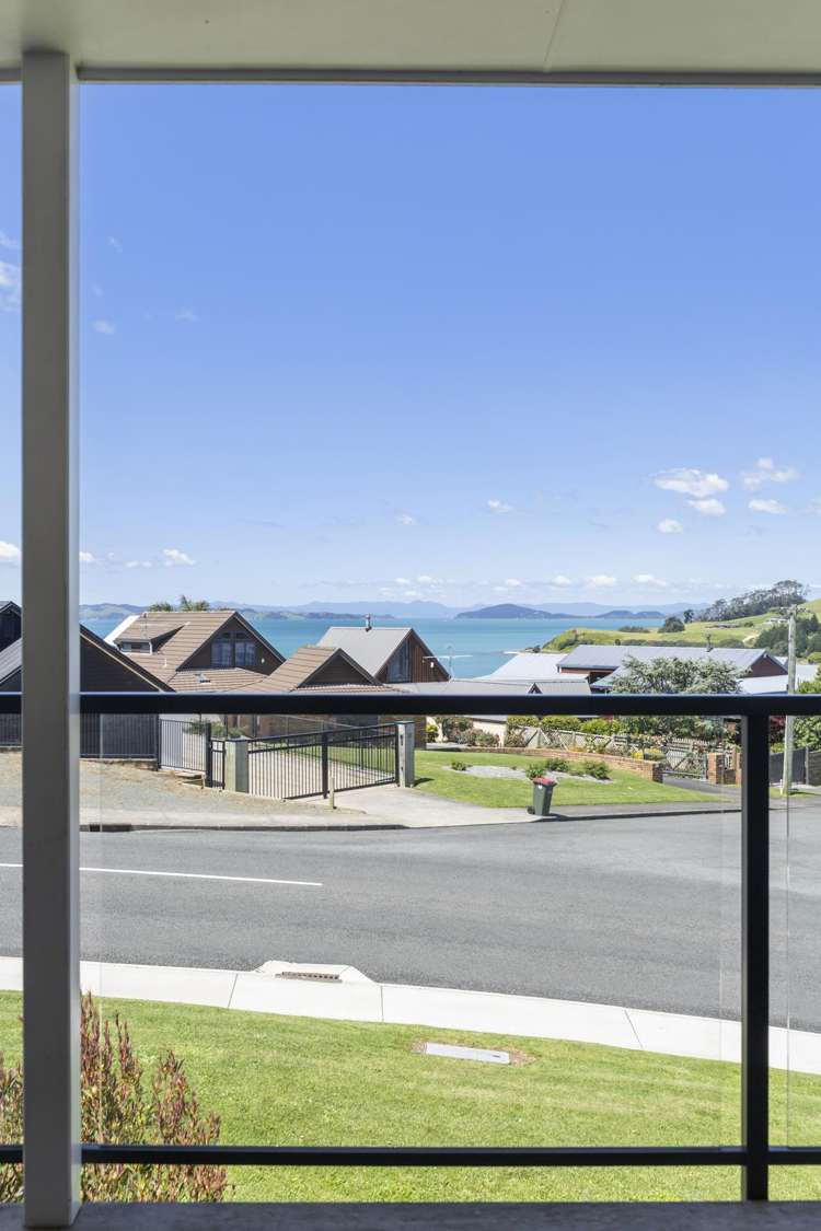 22 Te Pene Road Maraetai_11