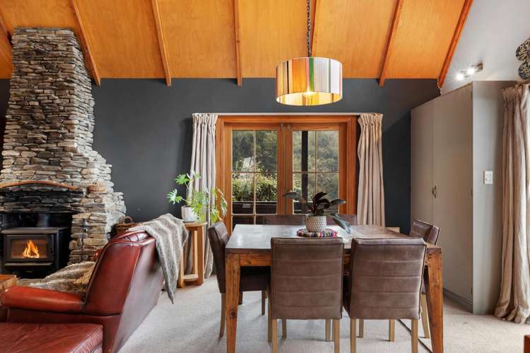 9 Goldie Lane Albert Town_8