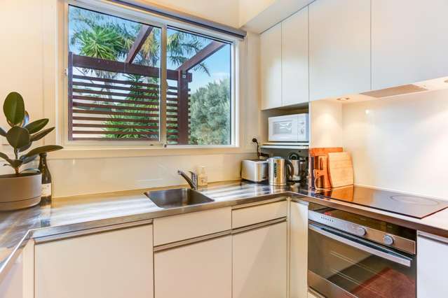 19A Moana Road Okitu_2