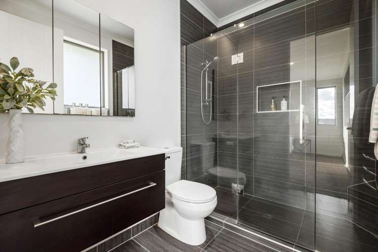 16 Major Henry Greens Silverdale_21