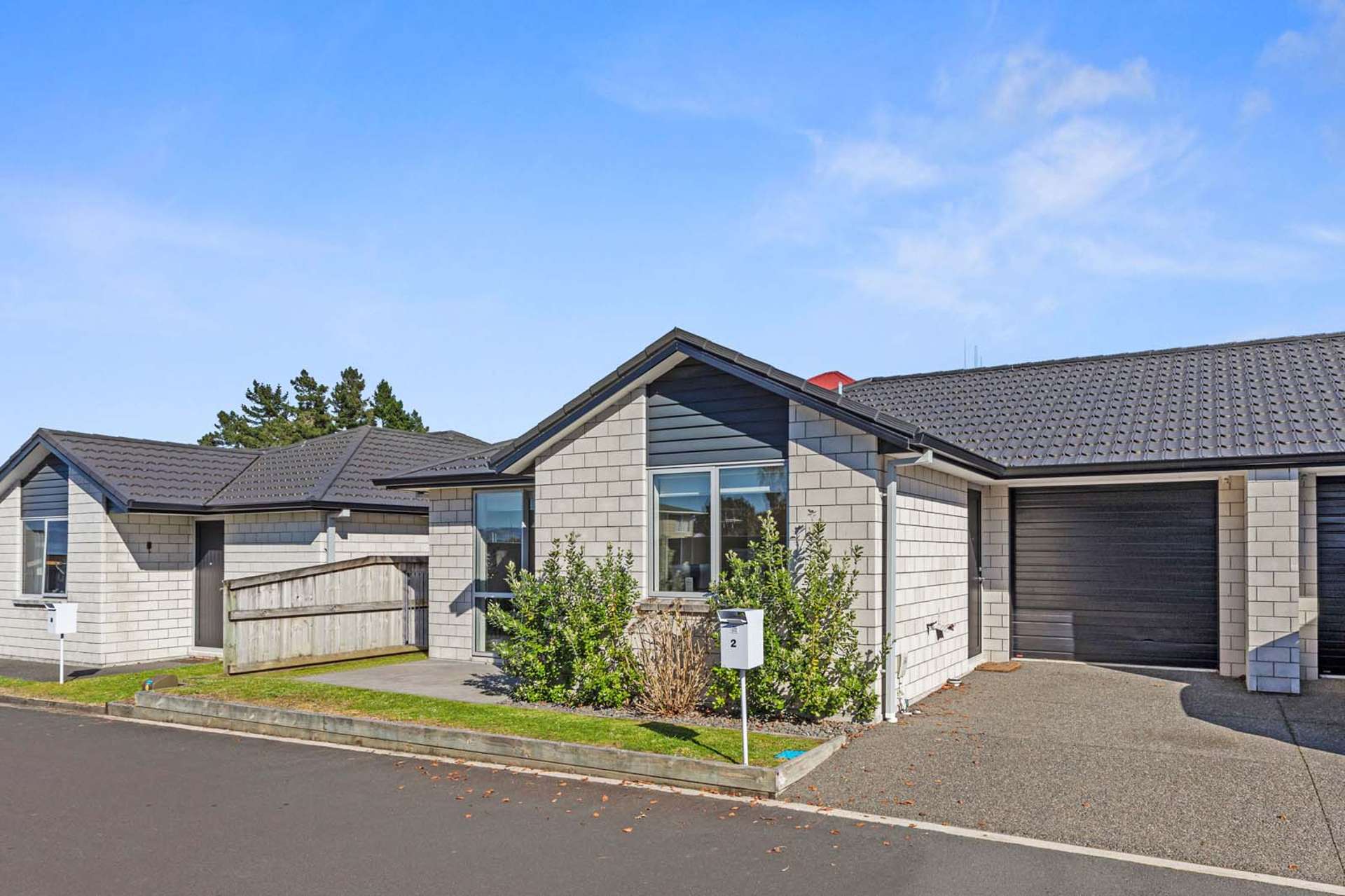 2/162 Waihi Road Judea_0