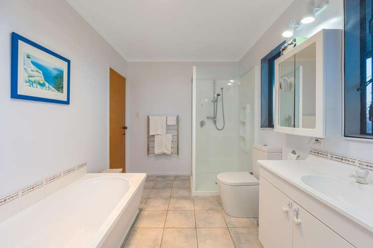 10 Clayden Road Warkworth_13