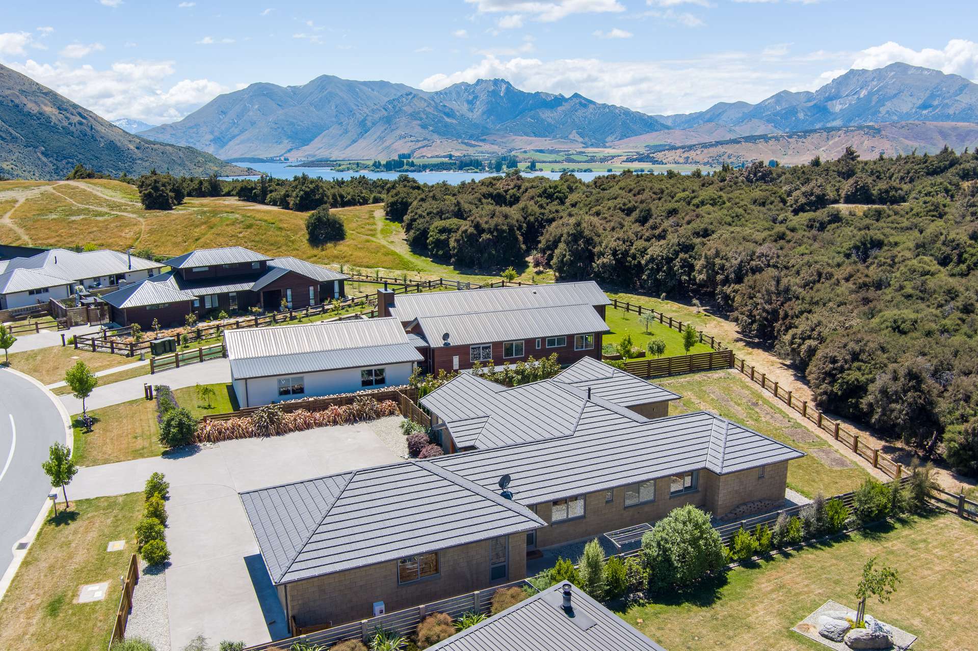 93 Infinity Drive Wanaka_0