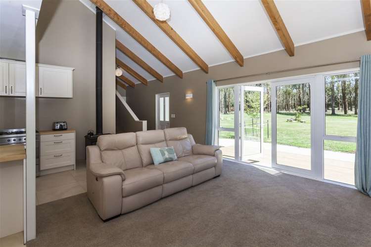 2279 South Eyre Road West Eyreton_27