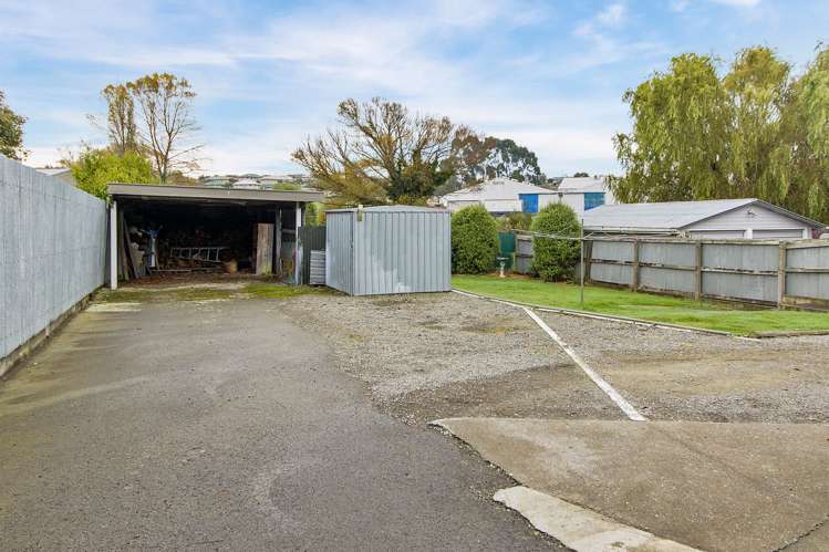 13 Grants Road Marchwiel_17