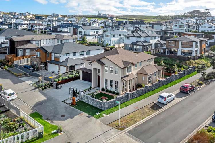 7 Luff Place Long Bay_29