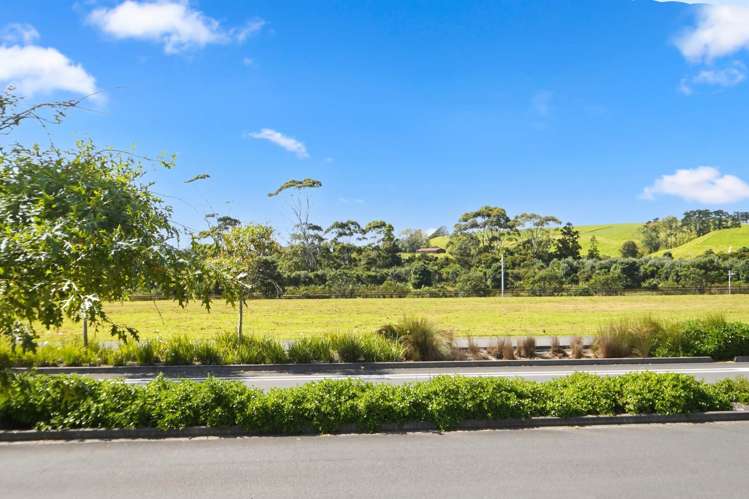 1 Nerita Place Long Bay_25