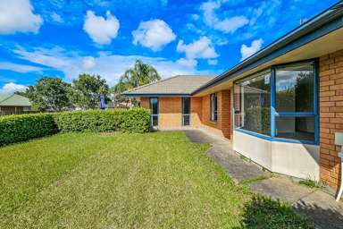 10 Frank Bunce Grove_1