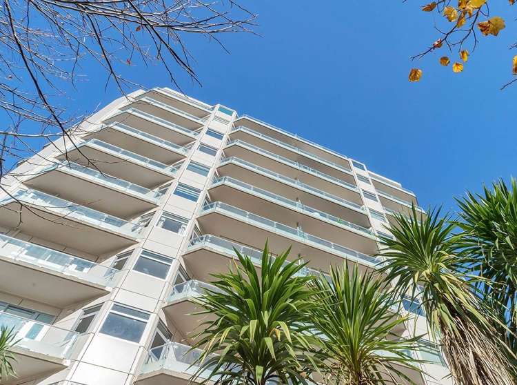 8j/205 Hobson Street Auckland Central_1