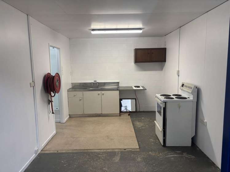 3/4 Heremai Street Henderson_4