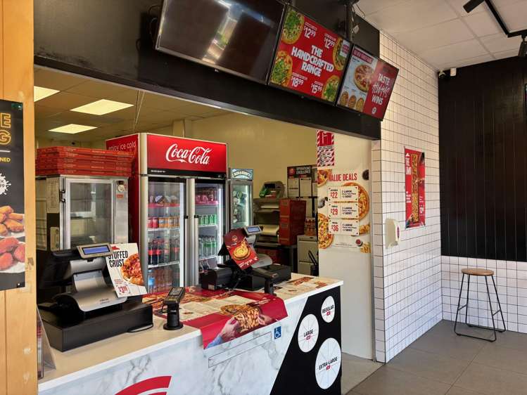 156-166 Main Street Upper Hutt Central_13