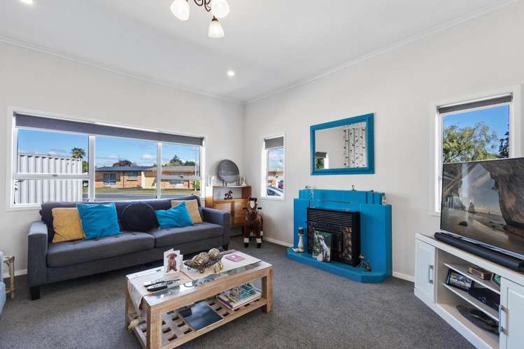 2 Smith Street Matamata_11