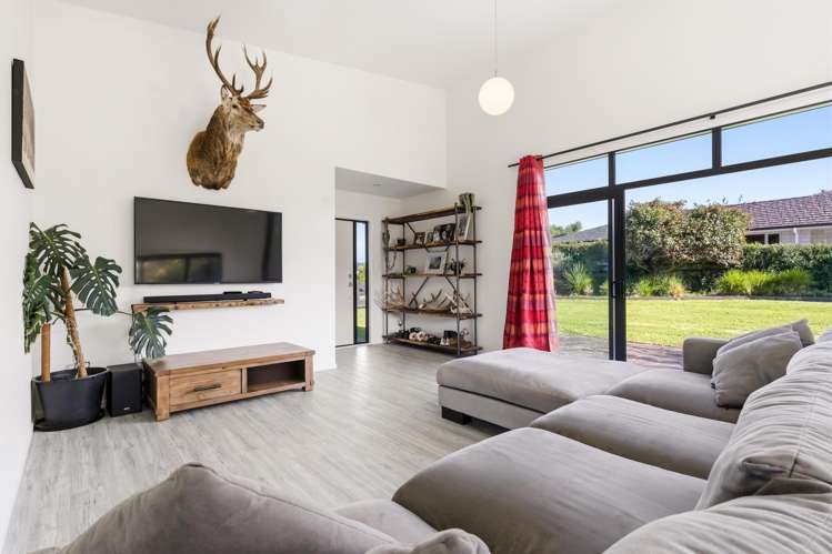 92 Lisland Drive Kinloch_2