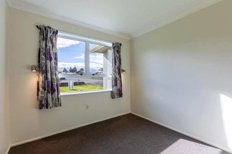 31 McCallum Street Dannevirke_10