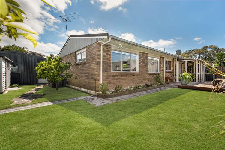 37 Evanda Crescent Conifer Grove_15