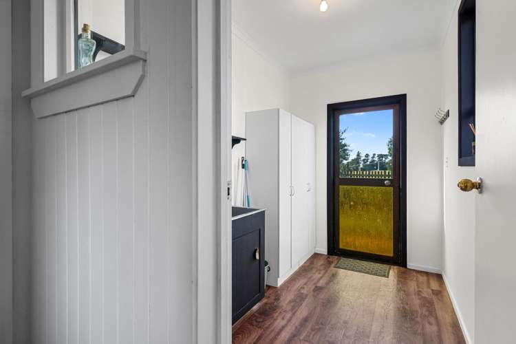 1048 Woodstock Road View Hill_21