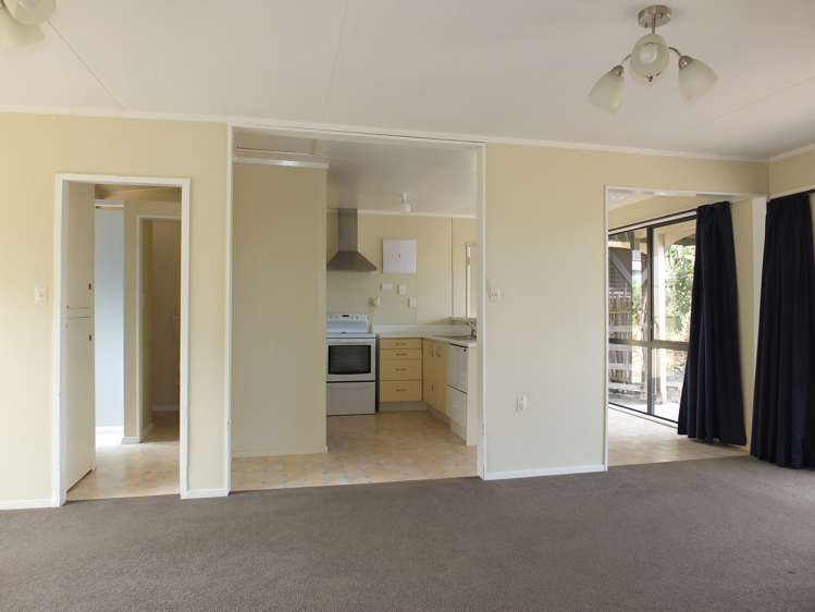 3 Brown Terrace Foxton Beach_10