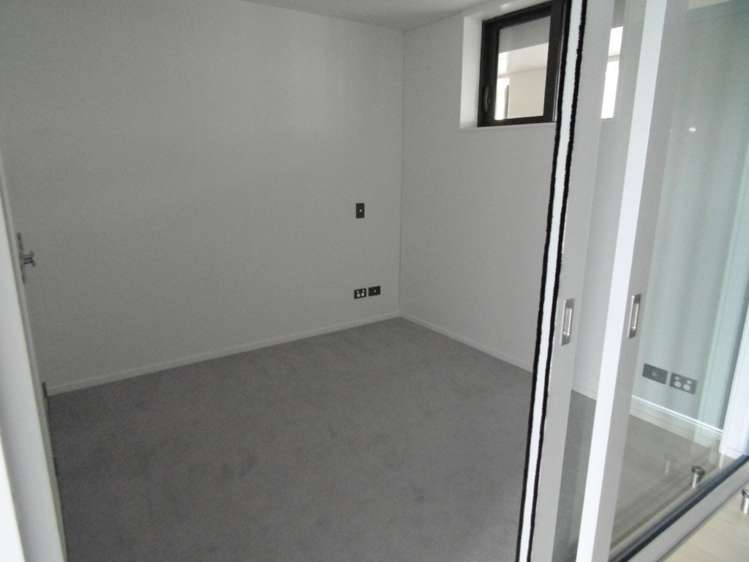 5 Howe Street 10048_4
