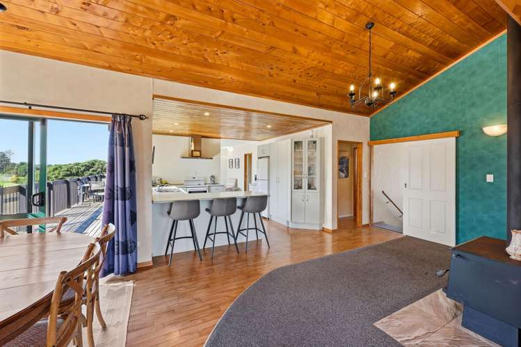 166 Torkar Road Clarks Beach_6