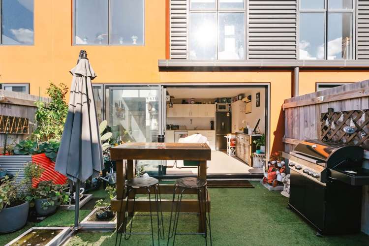 17/17 Owens Place_4