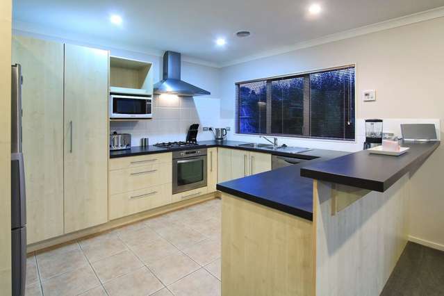 2 Fiordland Place Aotea_1