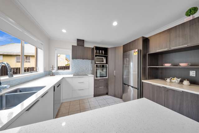 2/13 Fratley Avenue Farm Cove_3