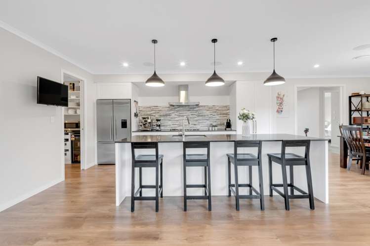 13 Otaota Way Flat Bush_12