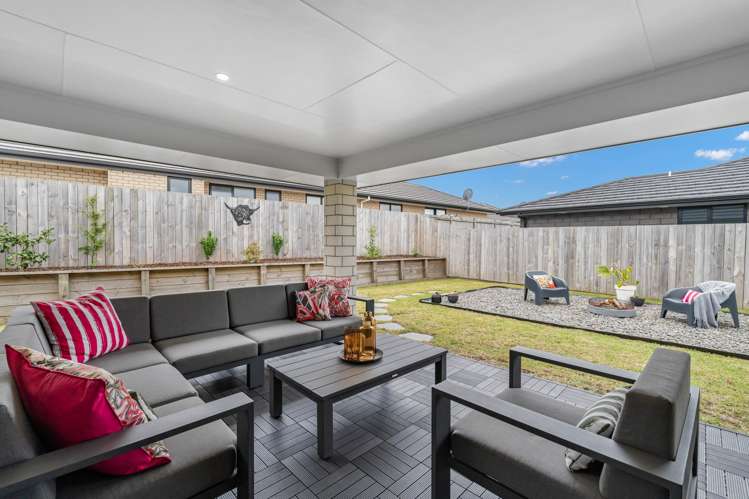 3 Olney Court One Tree Point_16