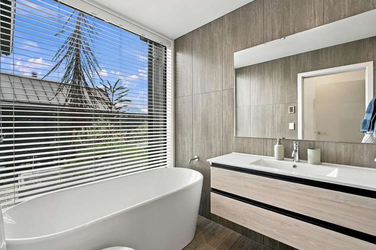 5 Kotuku Lane Jacks Point_12