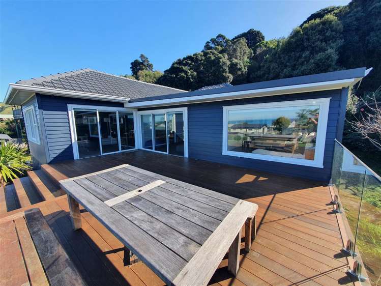 60 Douglas Street Okitu_4