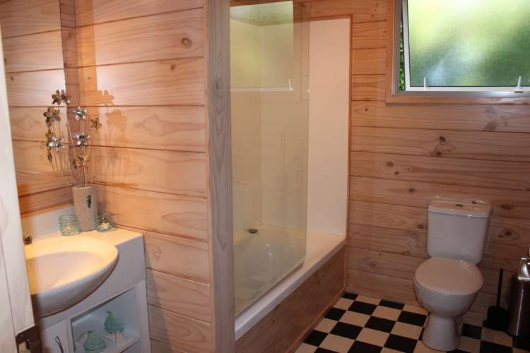 132 Harbour Drive Matarangi_19