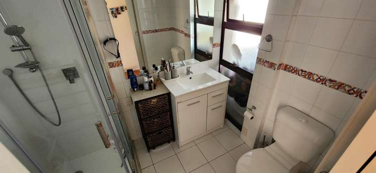 29 Stott Avenue Birkdale_6