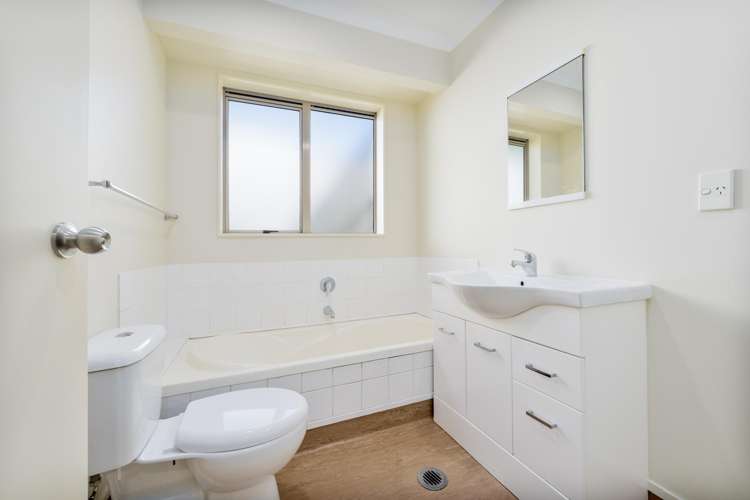 7 Xena Way Henderson_8