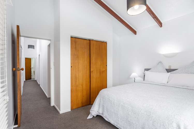 10 Harold Grove Stokes Valley_11