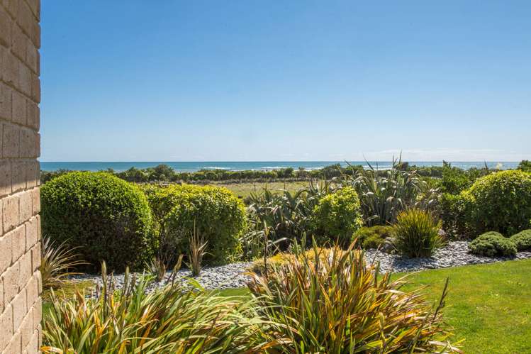 12 Karoro Place Karoro_15