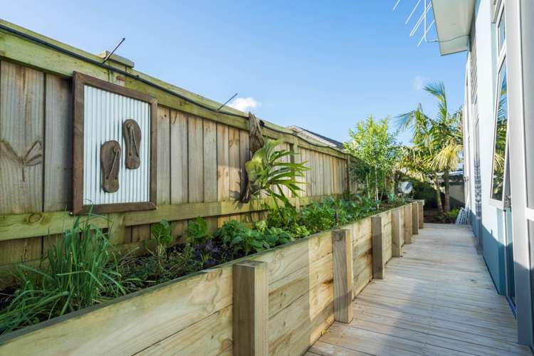 5 Martingale Lane One Tree Point_17