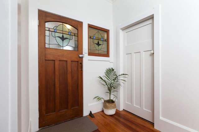 87 Pendarves Street New Plymouth Central_1